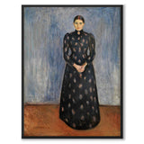 Inger in black and violet