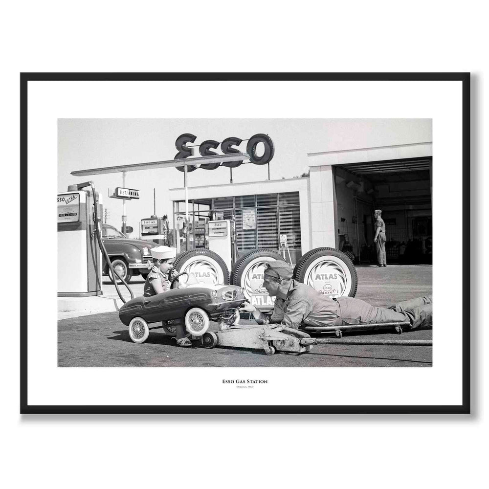 Esso 1960 as a poster for a children's room from Historly – with white border and title